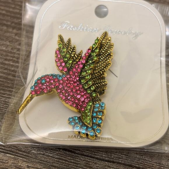 Hummingbird Brooch Pin - Picture 2 of 4